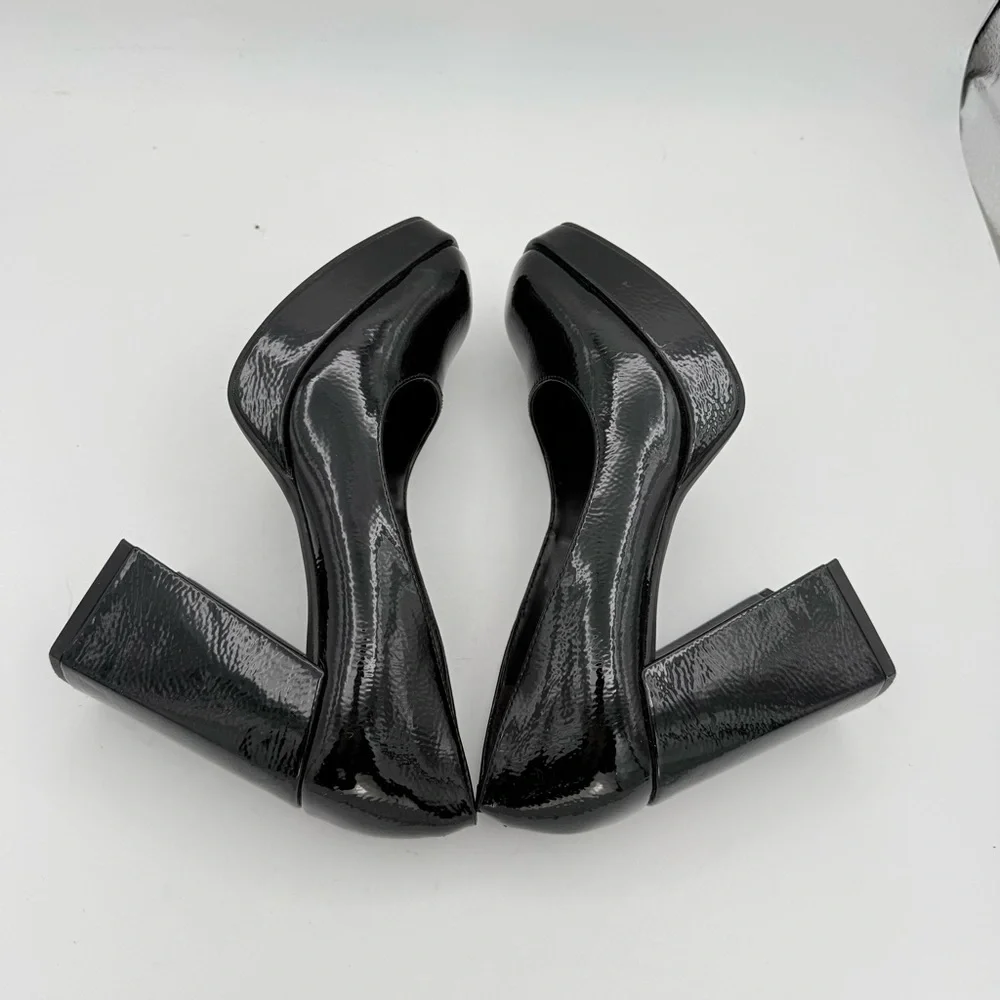 Kenneth Cole -women’s Bri Platform Pump black patent faux leather heel shoes 6.5